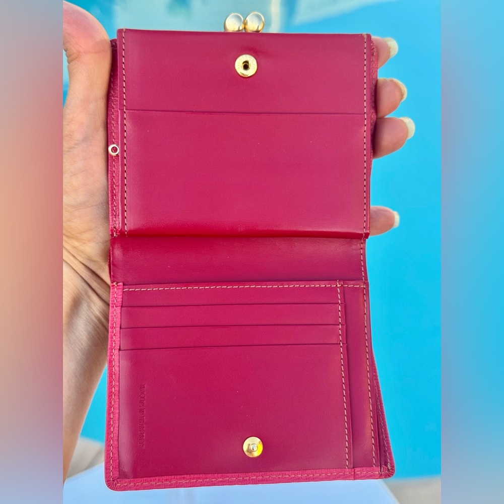 EUC Burberry red leather bifold wallet with COA - Picture 10 of 13